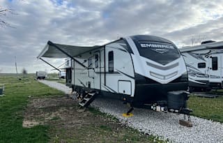 Embrace Bunkhouse