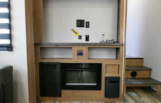 2021 Forest River RV Cherokee Arctic Wolf 321BH