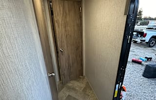 Sleeps 6 - New Luxury Travel Trailer