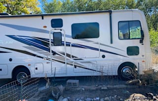 2021 Fleetwood RV Flair 28A