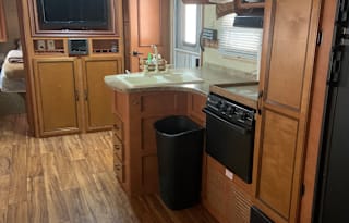 2013 Gulf Stream RV Conquest 269BHL Lite