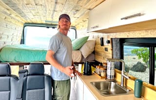 Aloha Shaka RV rental-2021 RAM Promaster 2500 Hight top Luxury Camper