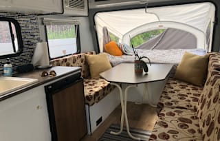 Like New-14' Easy Tow- 2016 KZ Sportsmen Classic