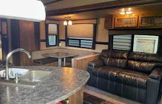 2016 CrossRoads RV ReZerve RFZ31BH