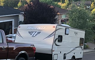 2017 Keystone Hideout 177 LHS