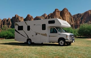Thor Majestic 23A Sleeps 5 Unlim Miles!