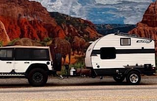Lightweight, great for smaller SUVs and Jeeps!