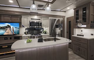 2021 Alliance Paradigm 390MP with 2 Bedrooms