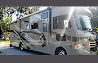 2013 Thor Motor Coach A.C.E EVO 30.1