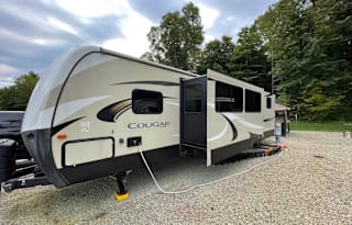 Large family camper for summer fun with bunkhouse!