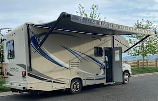 2018 ThorMotorCoach FreedomElite 24HE *New Solar*