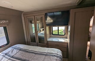 2021 Thor Motor Coach Quantum 31 SL