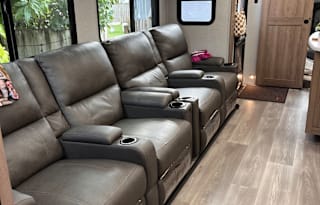 2024 Grand Design Imagine 3210BH
