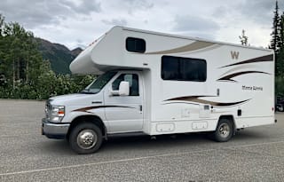 2015 Winnebago Minnie Winnie 22R