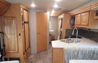 2017 Winnebago Vista 31BE