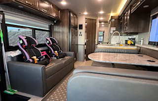 2021 Entegra Coach Vision 29F