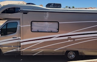 Easy to Drive 2022 Winnebago Navion, meet "Goldie"