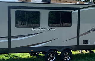 2022 Starcraft Super Lite 261BH