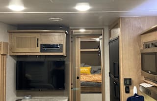 2020 Winnebago 5th wheel