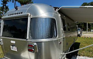 2023 Airstream RV Flying Cloud 27FBQ