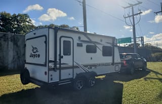 Cozy Dog Friendly RV Rental