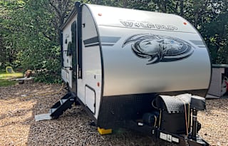 "Zen Den" 21 Forest River RV  WolfPup Black Label