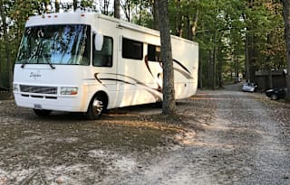 2005 Dolphin Motor Coach Dolphin A
