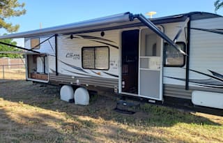 2018 Bunk Model x3 / Cruise Lite 282QBXL