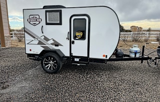 Small Easy Getaway! Towed by almost anything!