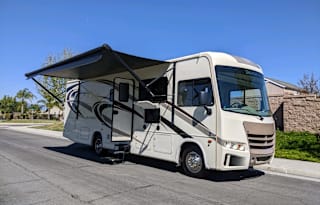 2017 Forest River RV Georgetown 3 Series 31B3