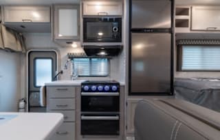 2022 Thor Motor Coach Quantum LC22 Ford