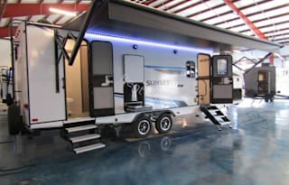 2021 CrossRoads RV Sunset Trail SS272BH