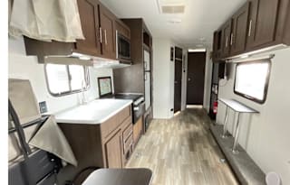 Shawhan Family Frenchies Toy Hauler