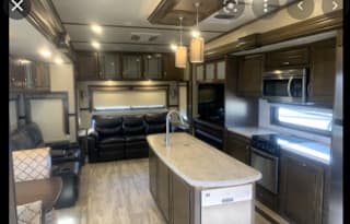 2018 Grand Design Solitude 384GK June - $165 night