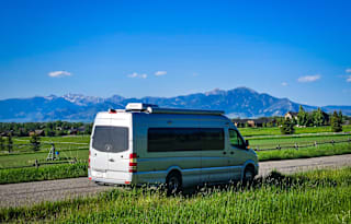 Roadtrek XL Adventerous Mercedes Sprinter