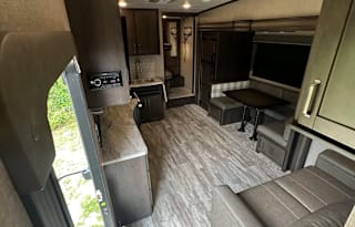 Leota - 2021 Grand Design Reflection