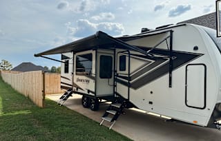 Trempert Momentum Toyhauler