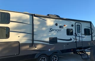 2016 Forestriver Surveyor 295QBLE