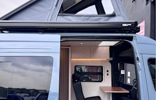 Luxury Adventure Van – Sprinter 170 w/ Pop-Top
