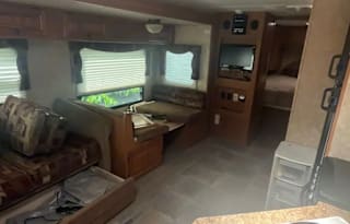 The Wisconsin Palomino - Heavy Kevy's Camper