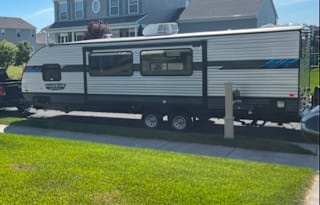 Dustin & Janelle’s Camper Rental
