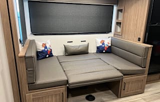 Texas Angel - 2024 Alliance RV Delta 251BH