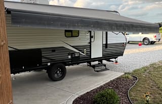 2022 Forest River Ozark 1680BSK