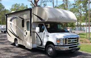 2018 Thor Motor Coach Chateau 22B