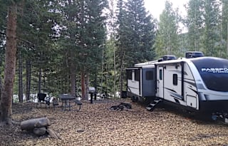 "The Muir" A mobile manor.  Camping in comfort.