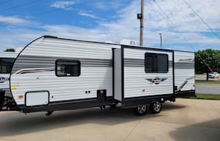 2022 Shasta RVs Oasis 25RS
