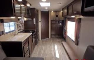 2016 Forester  Grey wolf Toy Hauler 26ft No slide