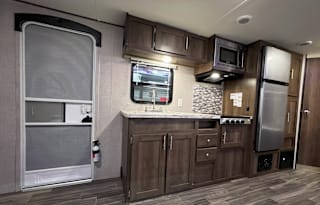 2020 Forest River Shasta 26DB-Brand New!