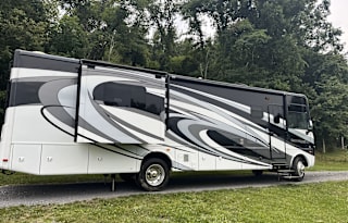 Adventure in Luxury - Forest River Georgetown XL