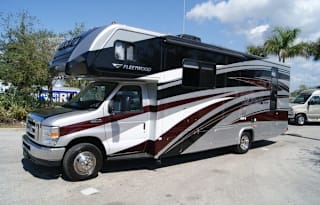 Fleetwood Jamboree 28Z, fully loaded